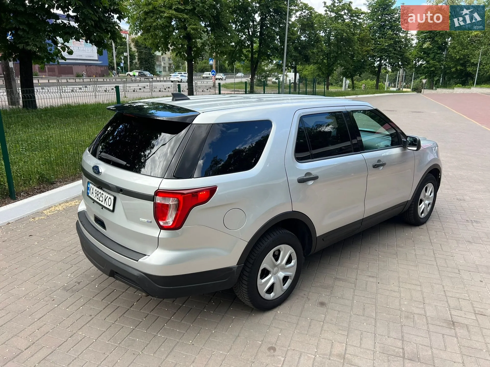 2018 Ford Explorer - мініатюра 8