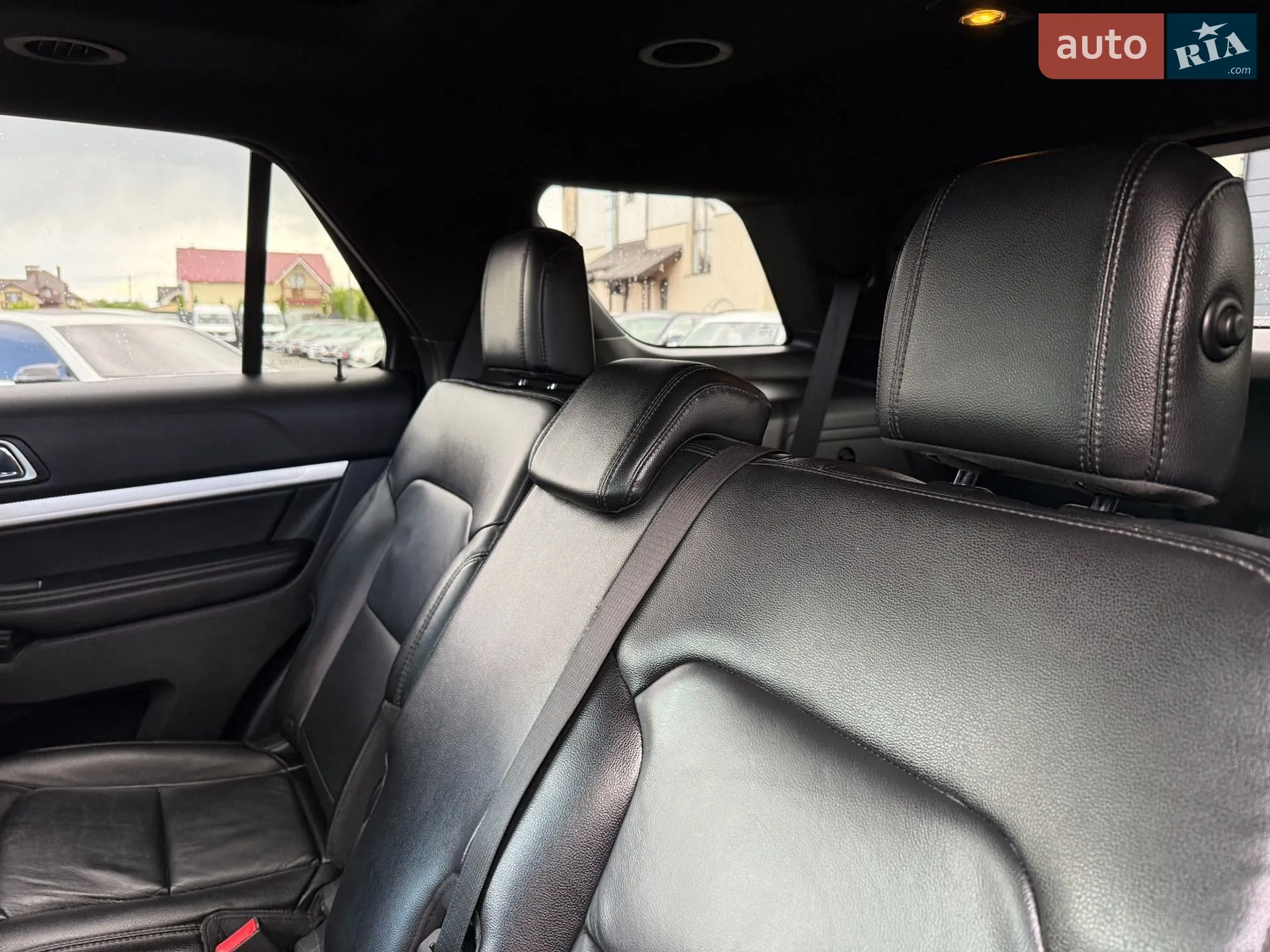 2016 Ford Explorer - мініатюра 45
