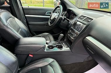 Позашляховик / Кросовер Ford Explorer 2016 в Стрию