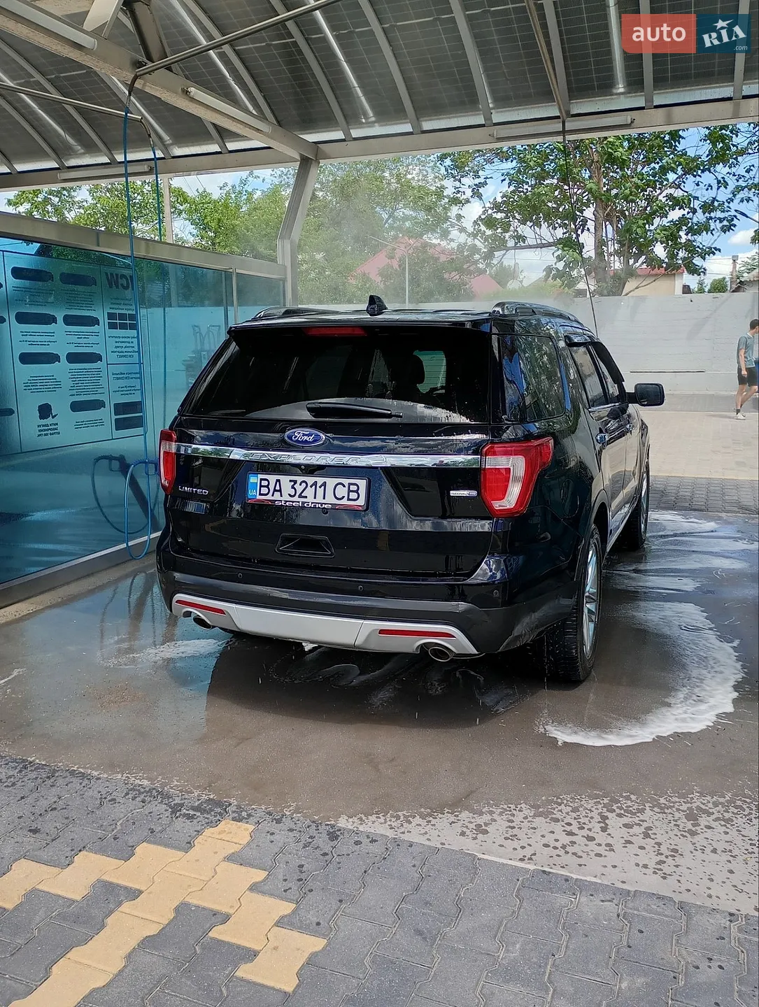2016 Ford Explorer - мініатюра 3