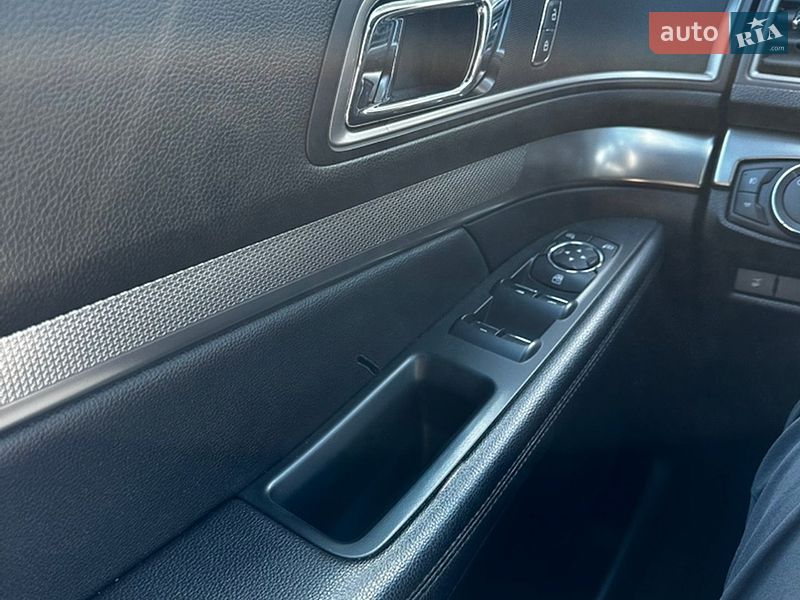 Позашляховик / Кросовер Ford Explorer 2018 в Кропивницькому