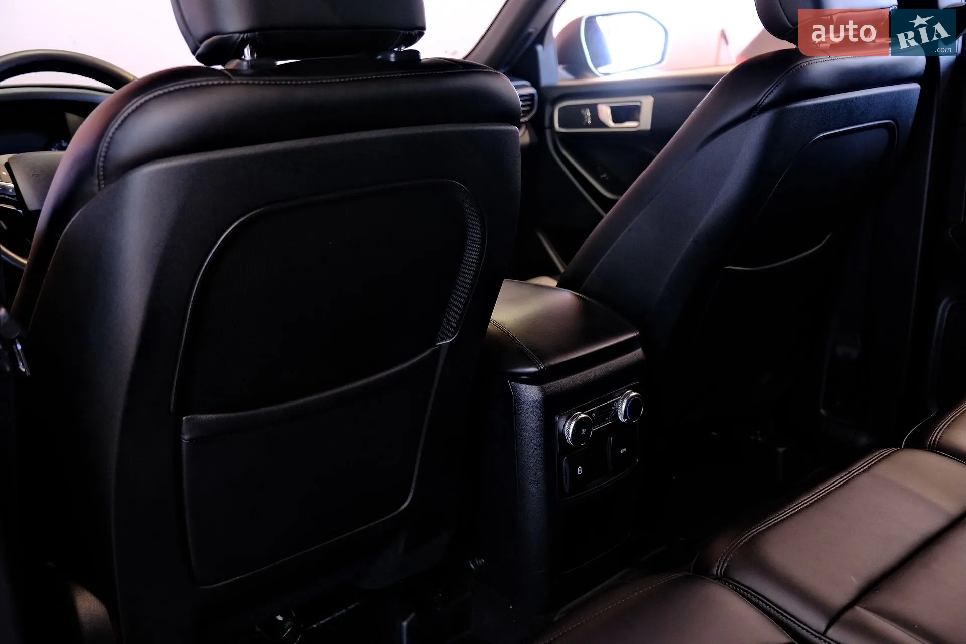 2020 Ford Explorer - мініатюра 32