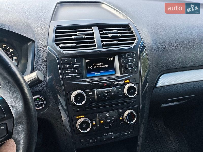 Внедорожник / Кроссовер Ford Explorer 2016 в Ровно