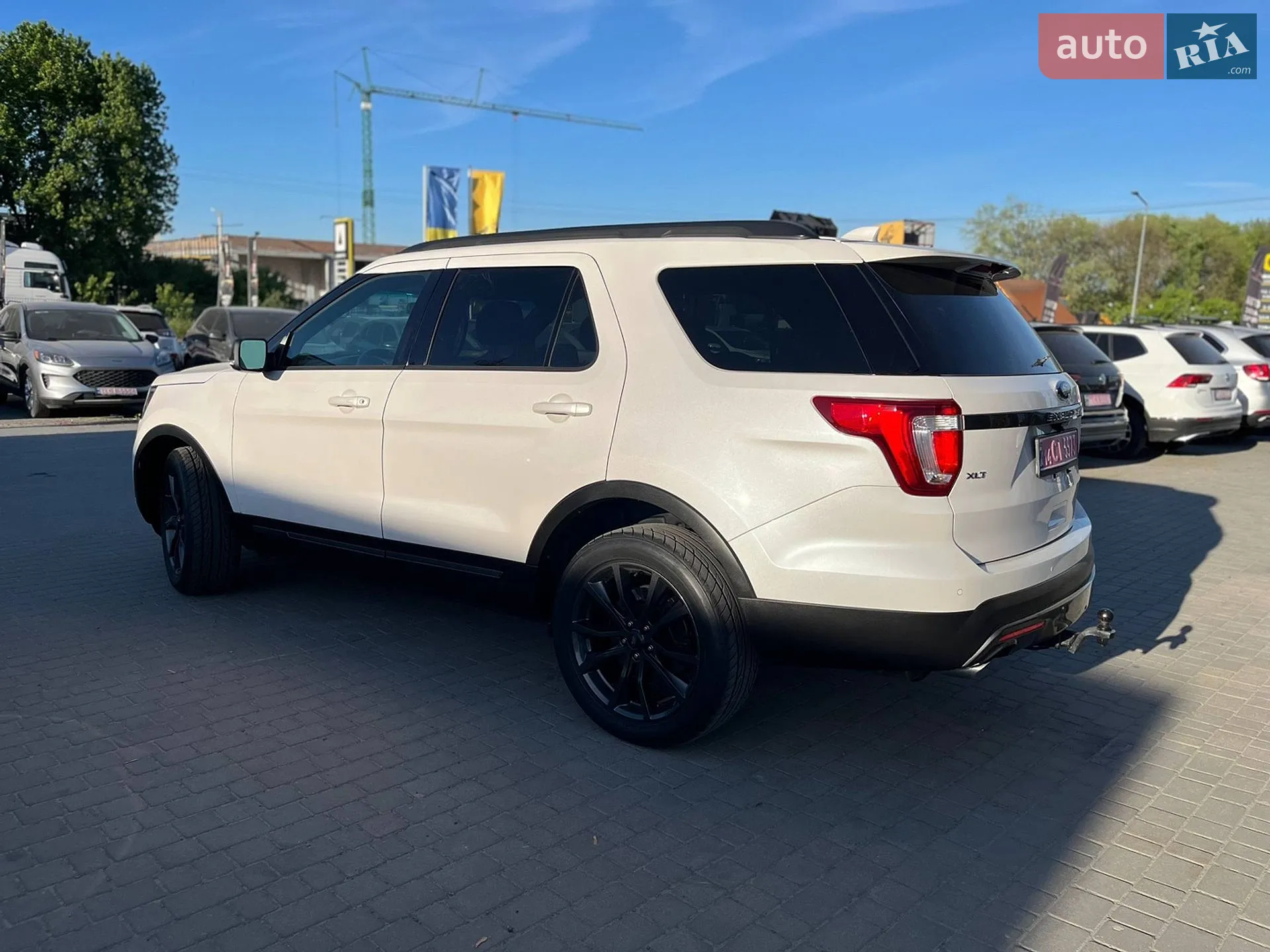 2016 Ford Explorer - мініатюра 4