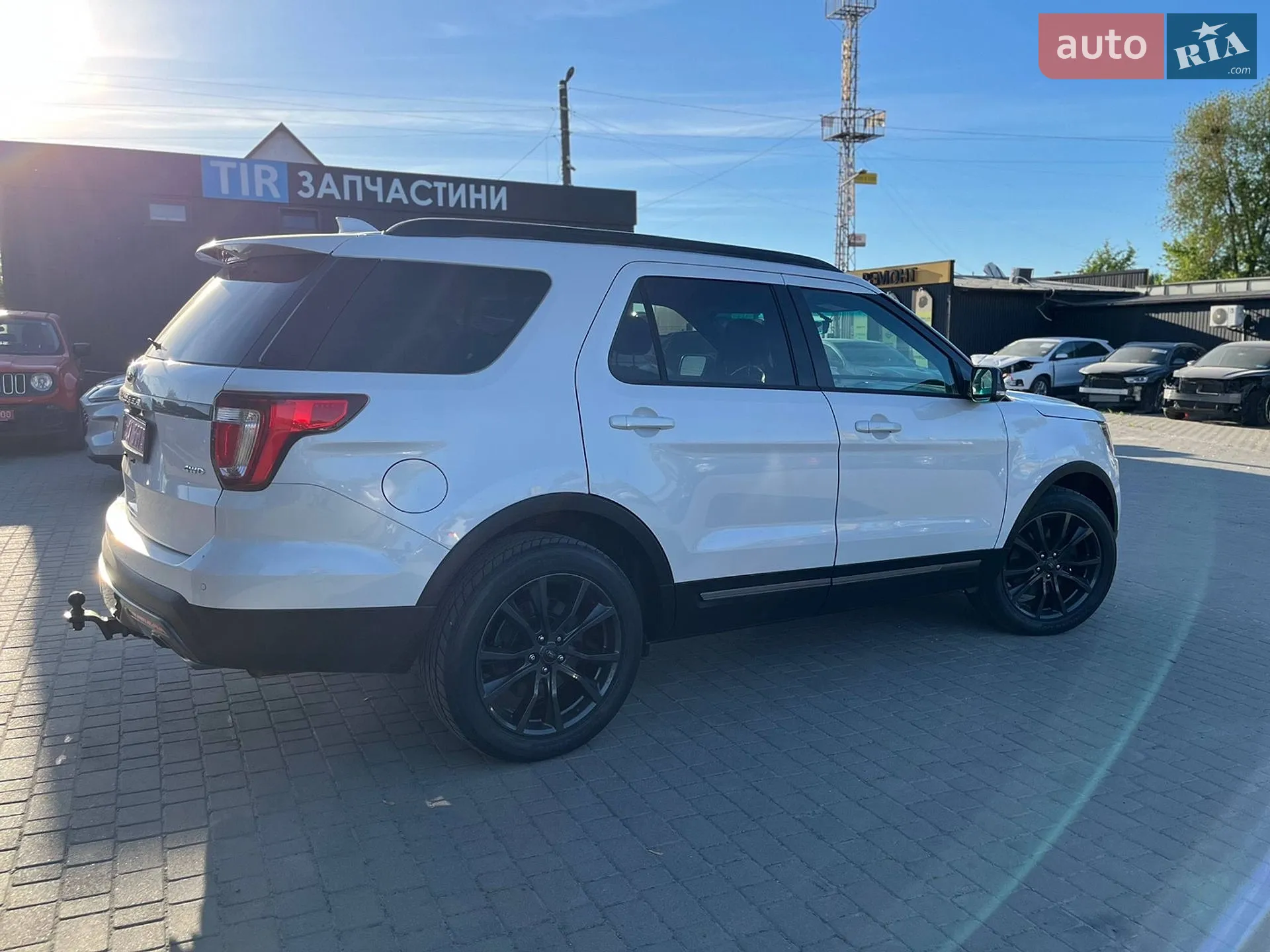 2016 Ford Explorer - мініатюра 8