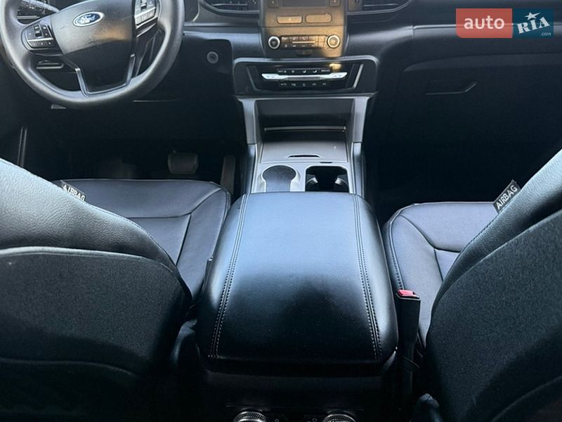 Позашляховик / Кросовер Ford Explorer 2019 в Рівному