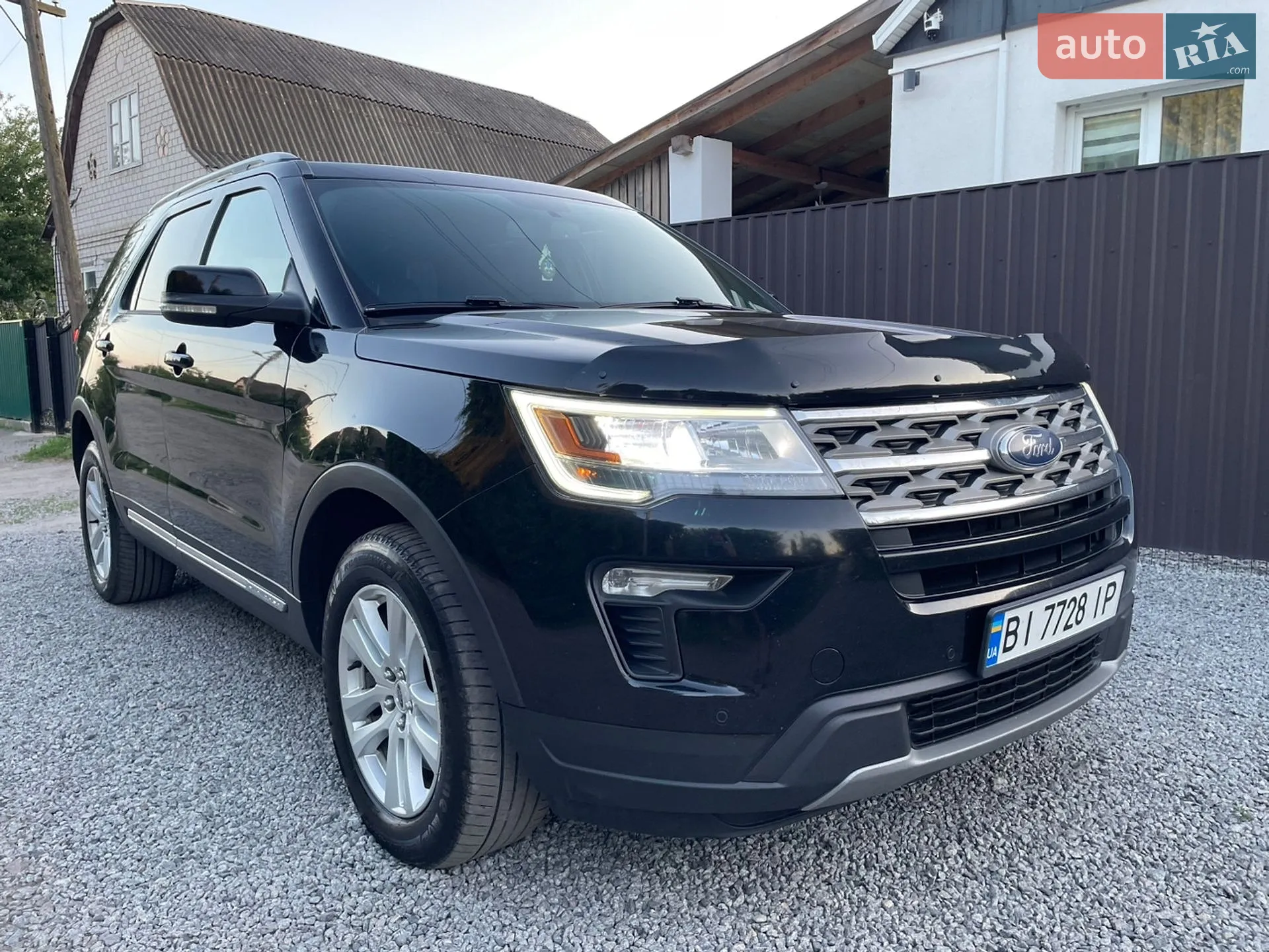 2018 Ford Explorer - мініатюра 17