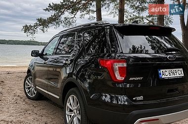 Внедорожник / Кроссовер Ford Explorer 2017 в Луцке