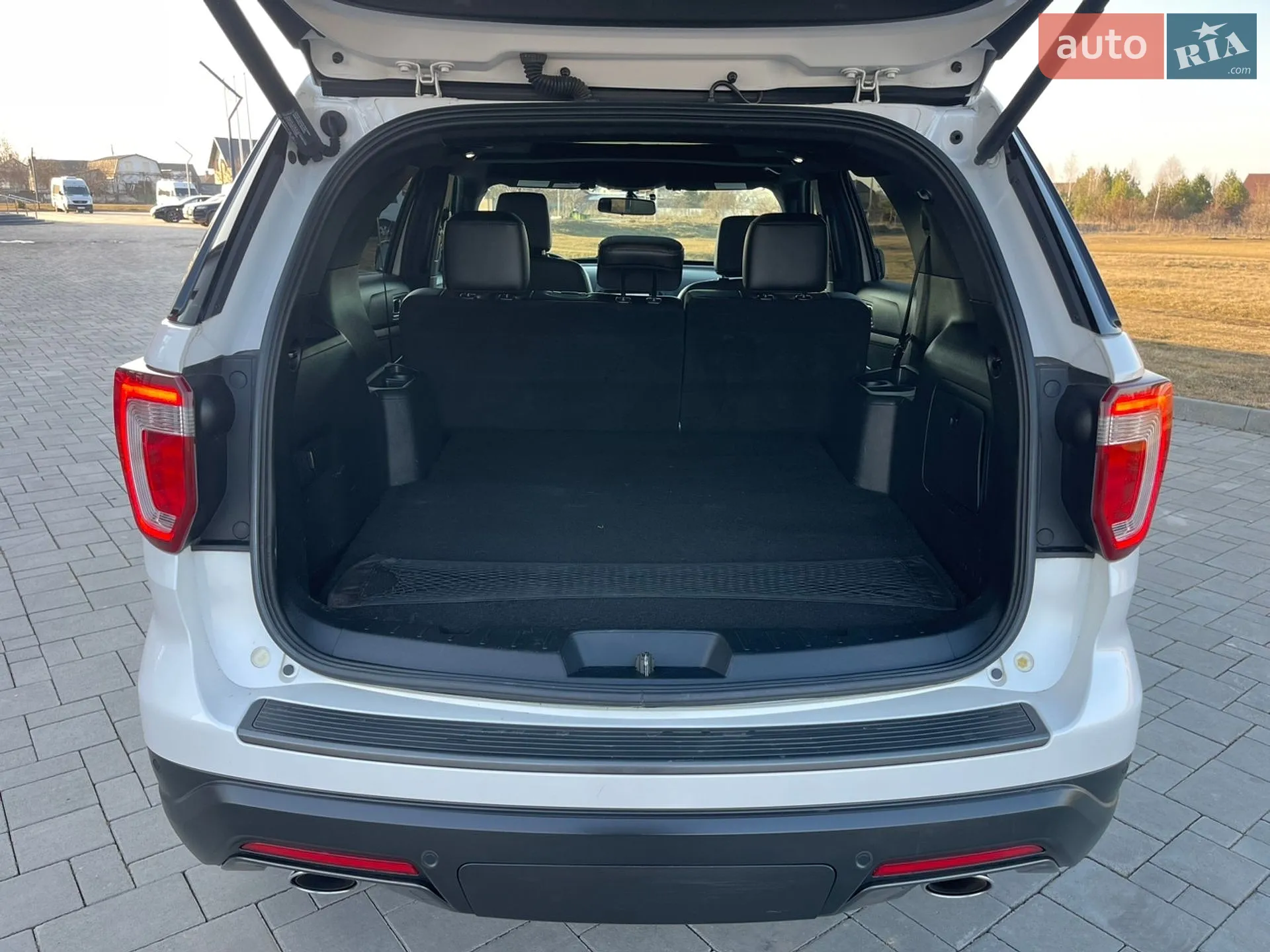 2018 Ford Explorer - мініатюра 110