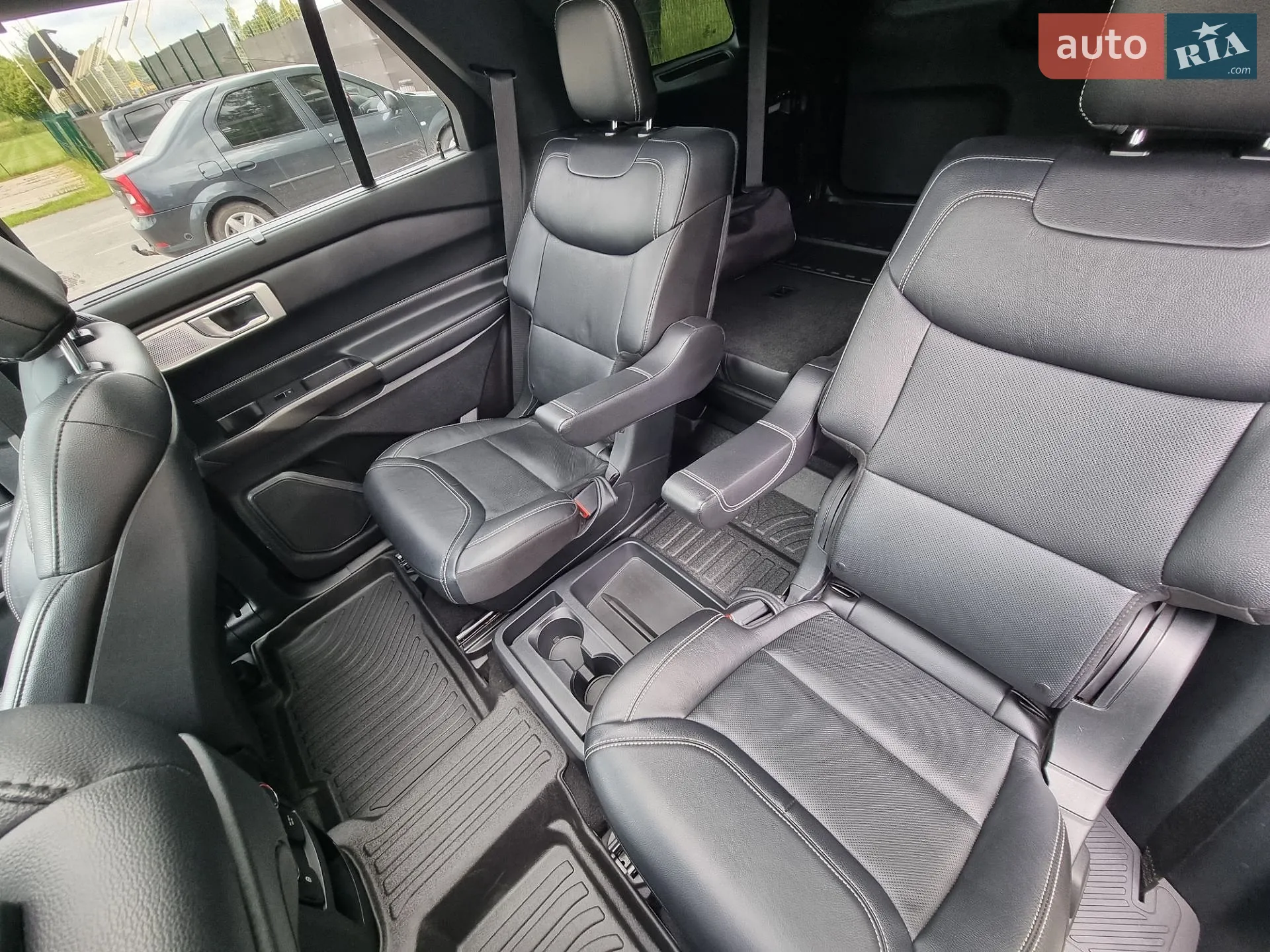 2019 Ford Explorer - мініатюра 38