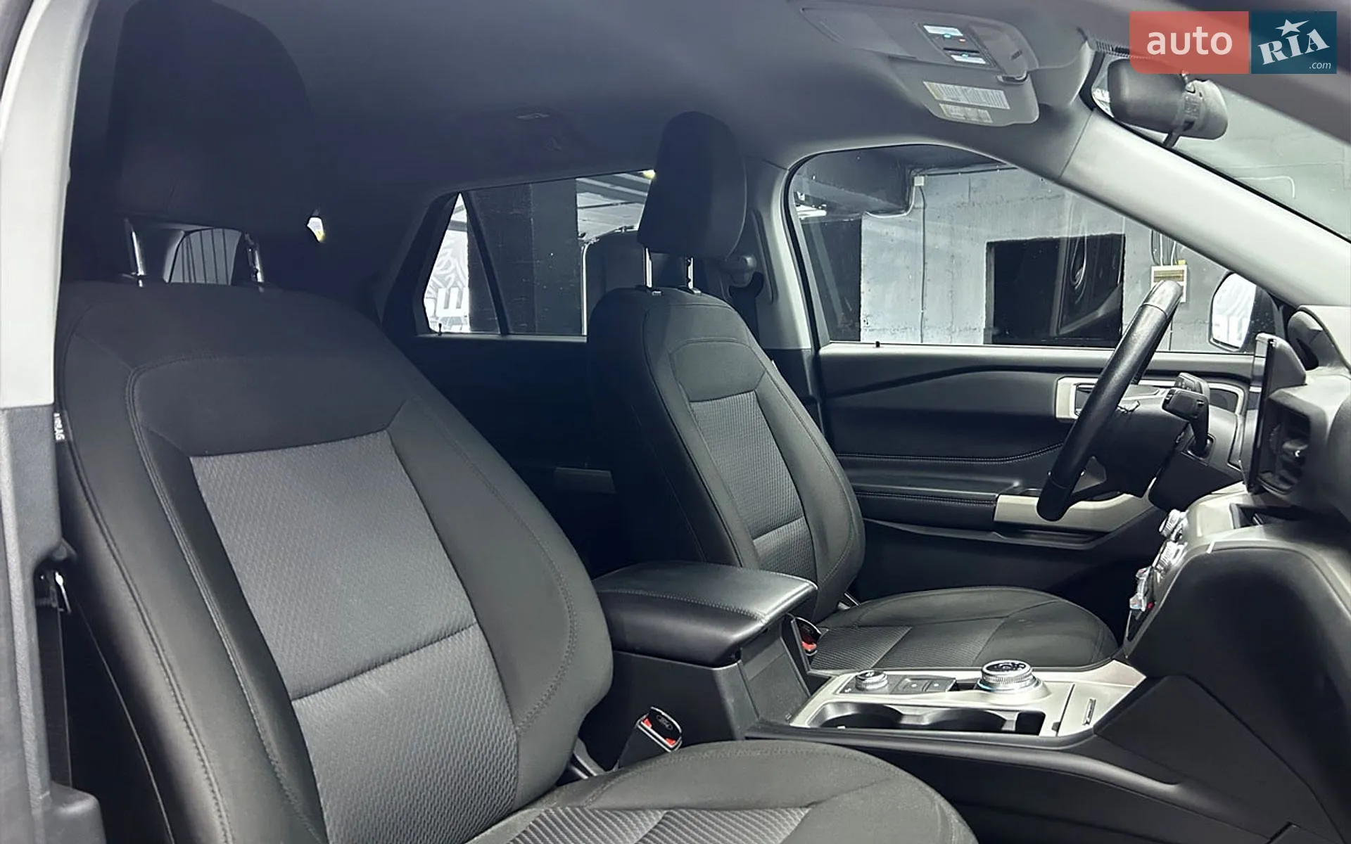2022 Ford Explorer - мініатюра 27