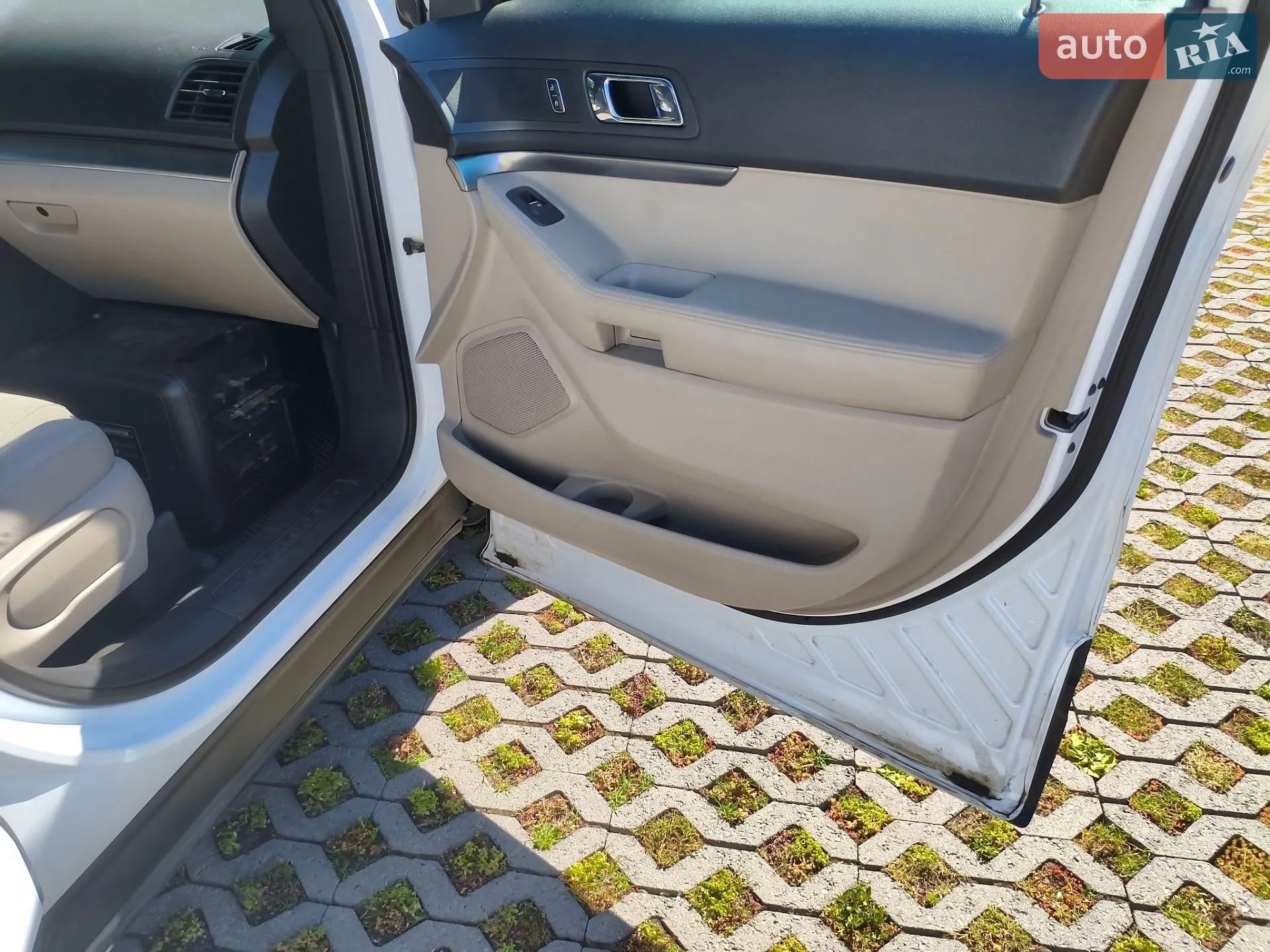 2015 Ford Explorer - мініатюра 29
