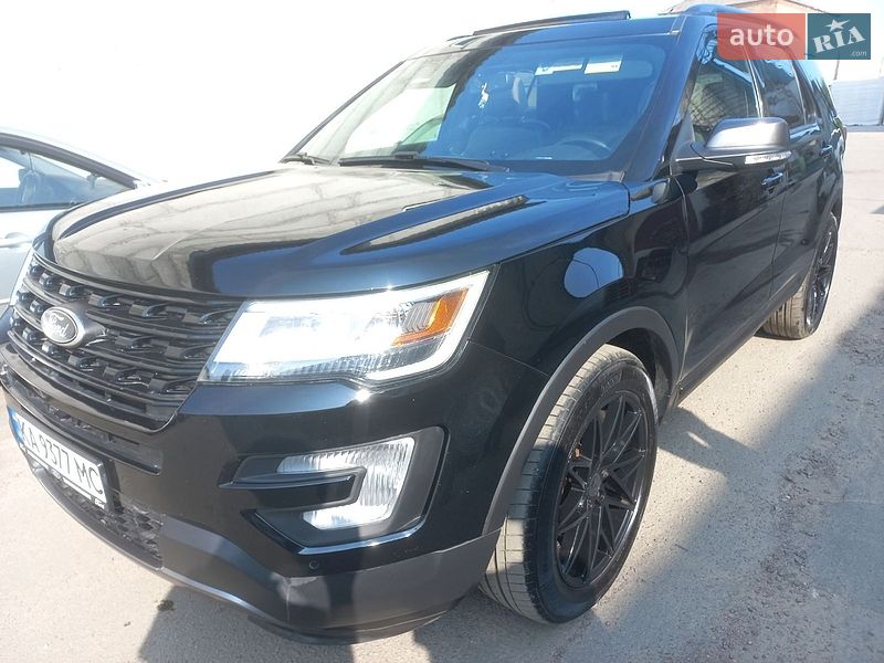 Позашляховик / Кросовер Ford Explorer 2016 в Києві