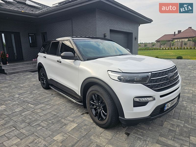 Позашляховик / Кросовер Ford Explorer 2021 в Луцьку