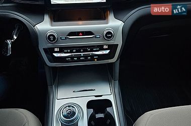 Позашляховик / Кросовер Ford Explorer 2021 в Луцьку