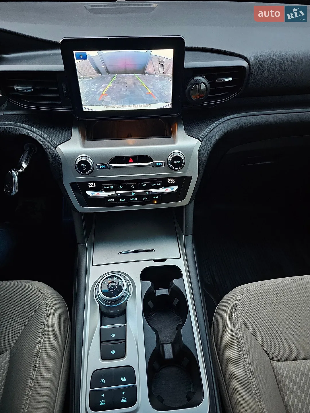 2021 Ford Explorer - мініатюра 16