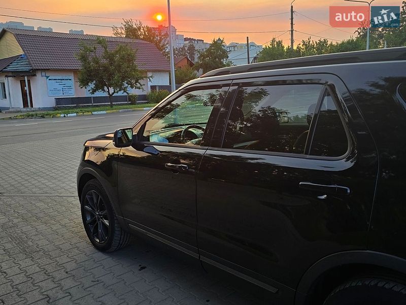 Внедорожник / Кроссовер Ford Explorer 2018 в Ирпене