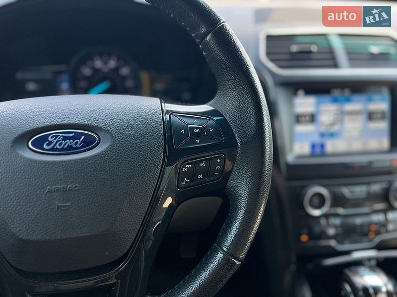 Внедорожник / Кроссовер Ford Explorer 2018 в Ивано-Франковске
