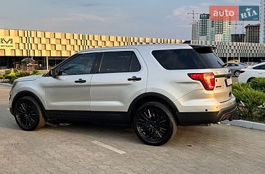 Внедорожник / Кроссовер Ford Explorer 2016 в Одессе