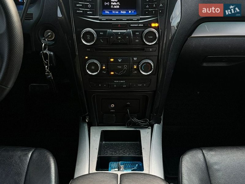Внедорожник / Кроссовер Ford Explorer 2016 в Одессе