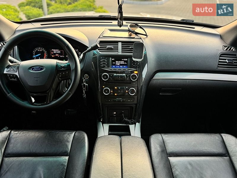 Позашляховик / Кросовер Ford Explorer 2016 в Одесі