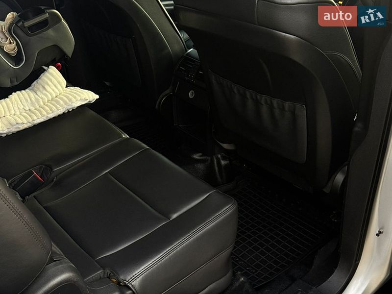 Внедорожник / Кроссовер Ford Explorer 2016 в Одессе
