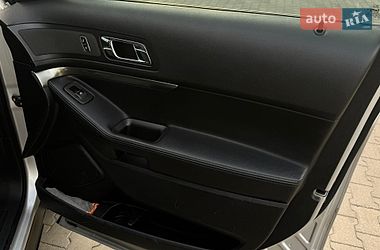 Внедорожник / Кроссовер Ford Explorer 2016 в Одессе