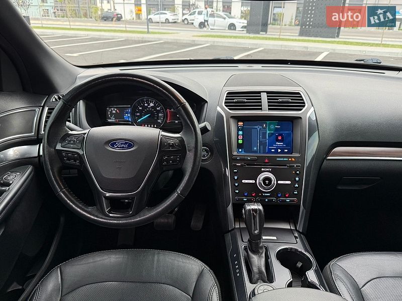 Внедорожник / Кроссовер Ford Explorer 2018 в Ровно