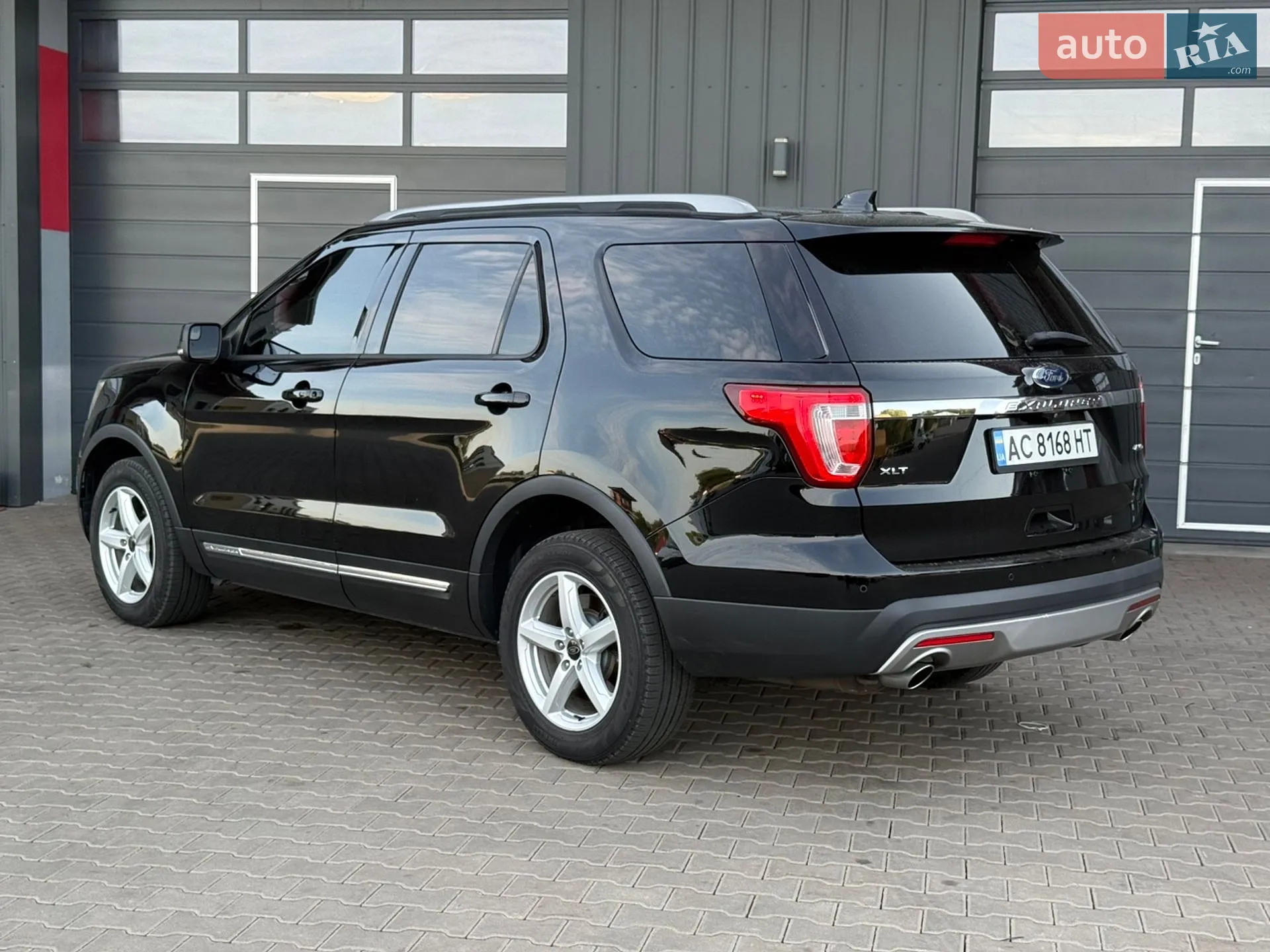 2016 Ford Explorer - мініатюра 30