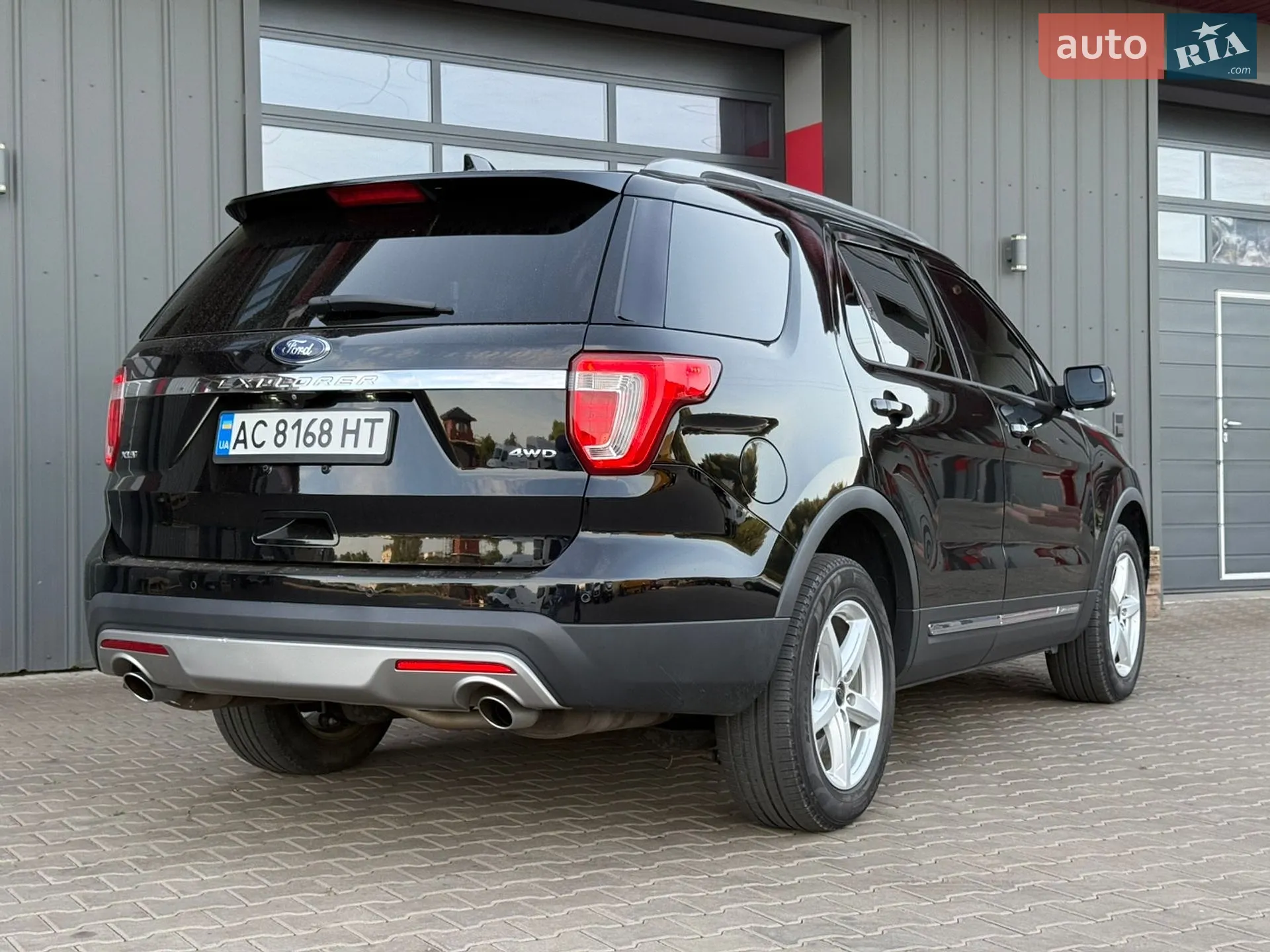 2016 Ford Explorer - мініатюра 40