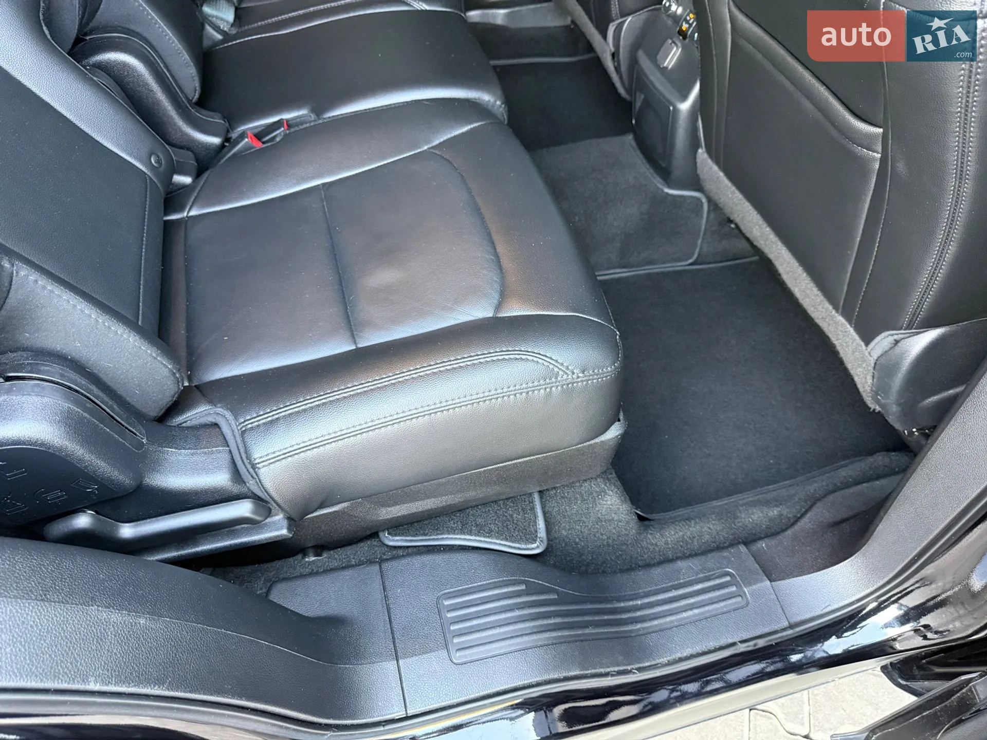2016 Ford Explorer - мініатюра 59