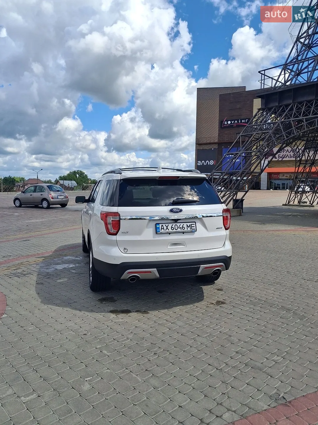 2017 Ford Explorer - мініатюра 7