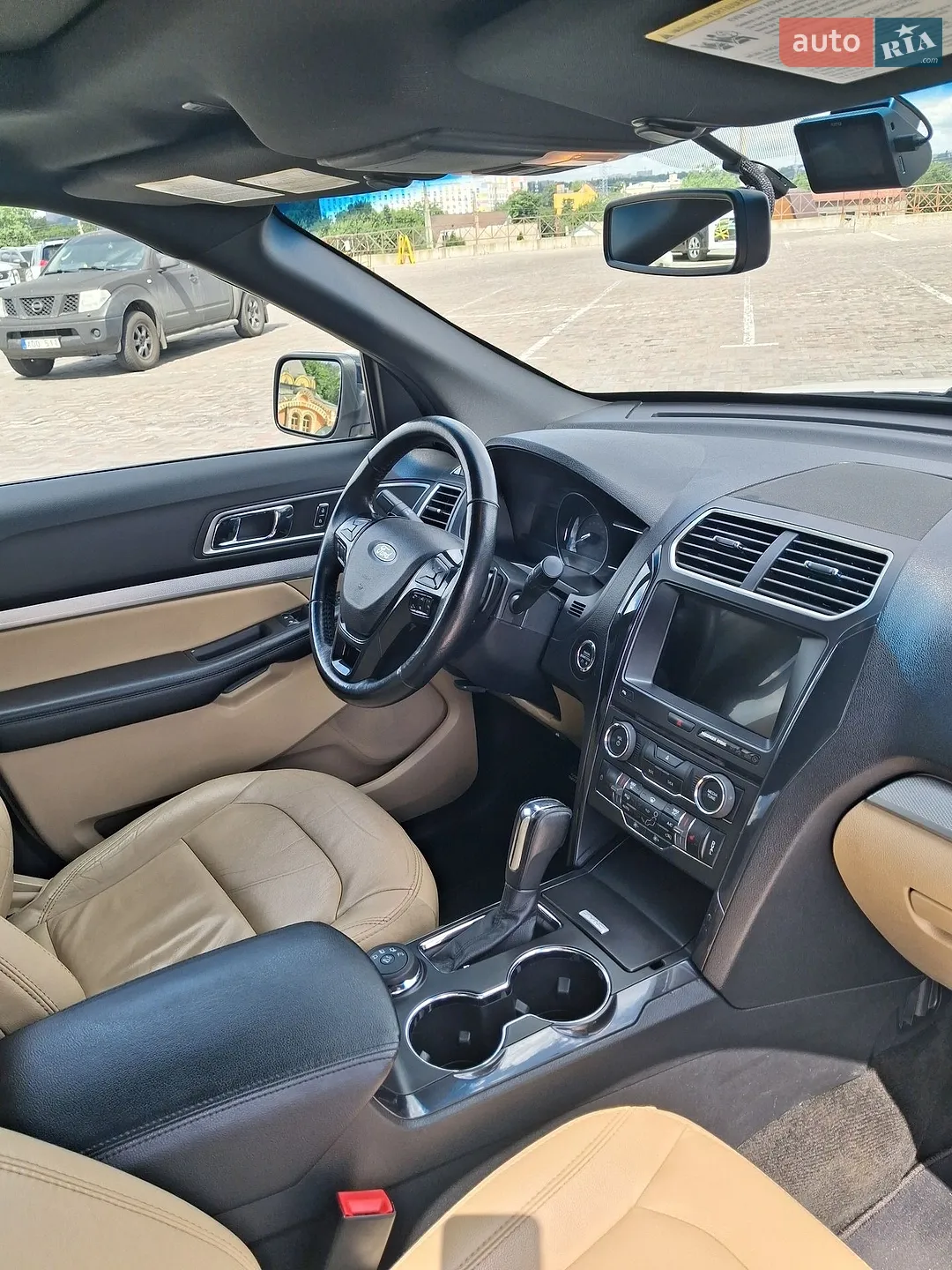 2017 Ford Explorer - мініатюра 16
