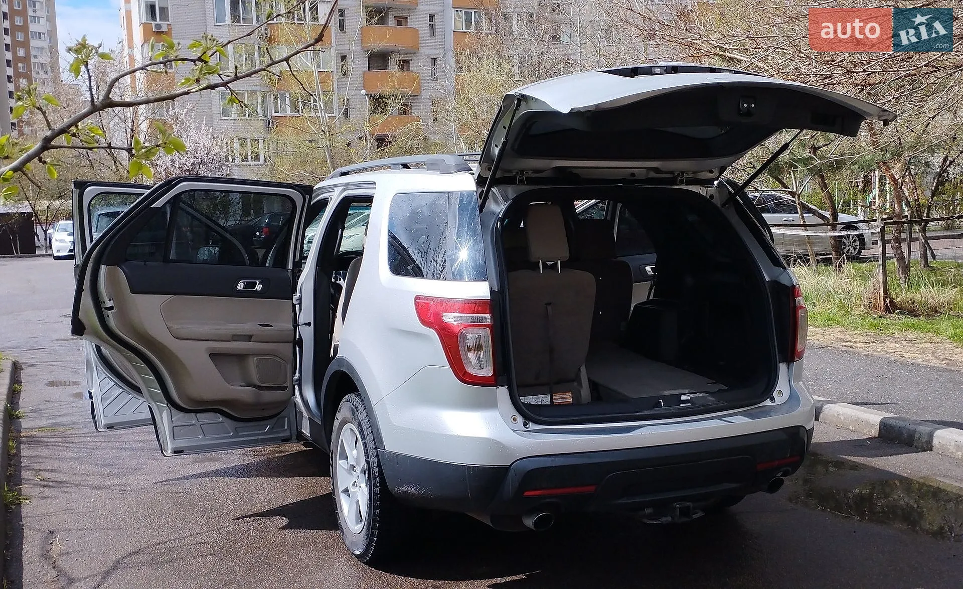 2013 Ford Explorer - мініатюра 12