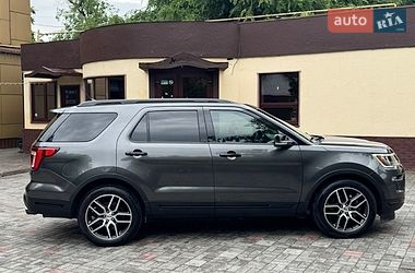 Внедорожник / Кроссовер Ford Explorer 2018 в Днепре
