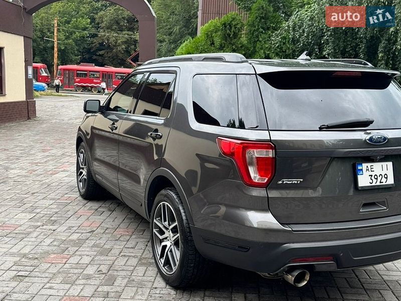 Внедорожник / Кроссовер Ford Explorer 2018 в Днепре