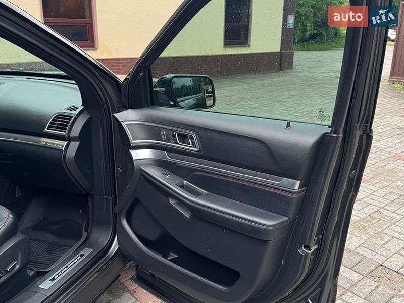 Внедорожник / Кроссовер Ford Explorer 2018 в Днепре