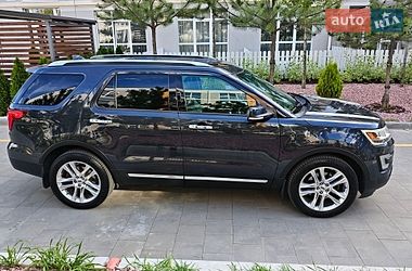 Позашляховик / Кросовер Ford Explorer 2017 в Києві