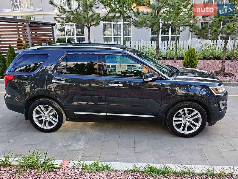 Позашляховик / Кросовер Ford Explorer 2017 в Києві
