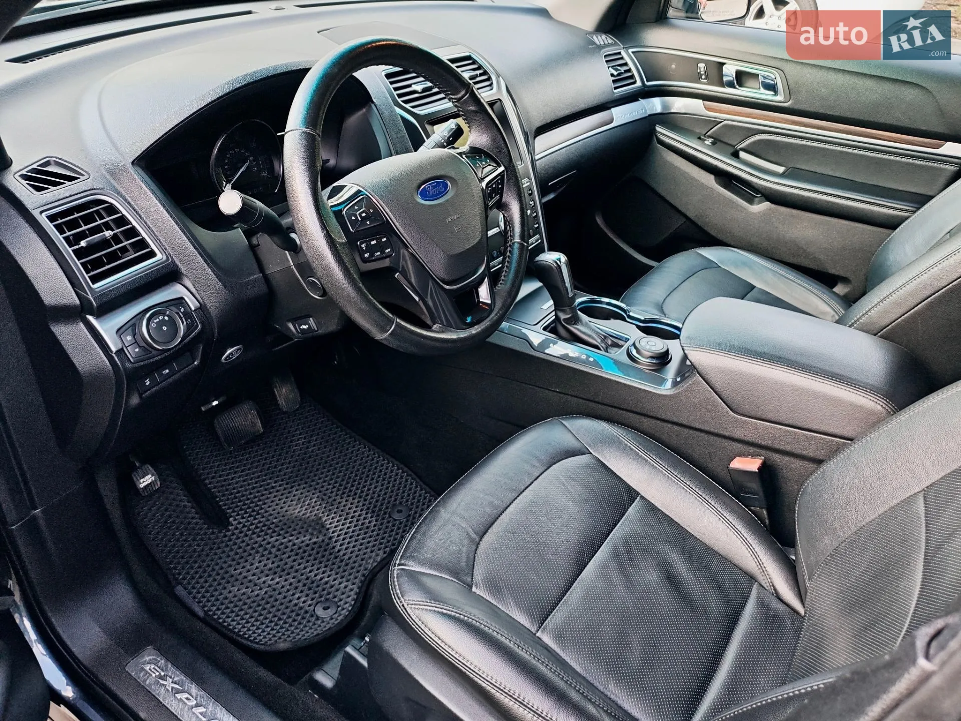 2017 Ford Explorer - мініатюра 11