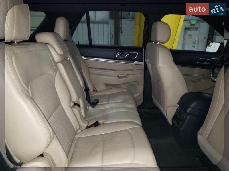 Позашляховик / Кросовер Ford Explorer 2017 в Харкові