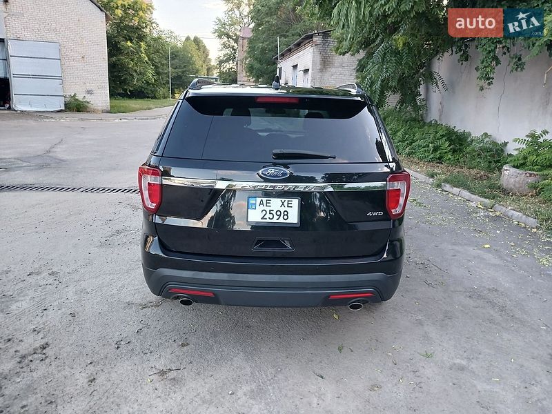 Внедорожник / Кроссовер Ford Explorer 2016 в Днепре