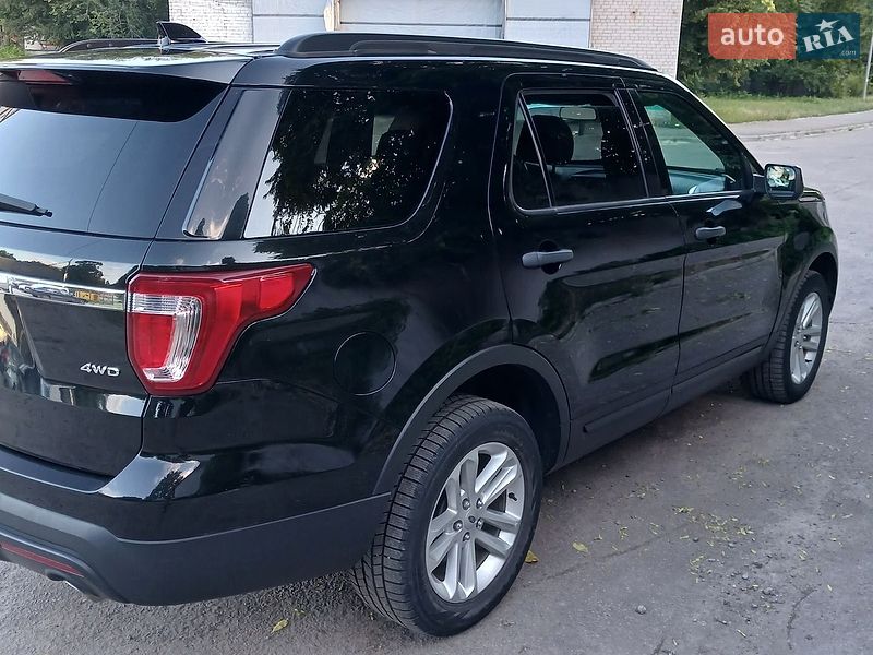 Внедорожник / Кроссовер Ford Explorer 2016 в Днепре