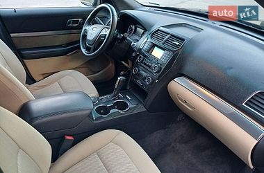 Внедорожник / Кроссовер Ford Explorer 2016 в Днепре