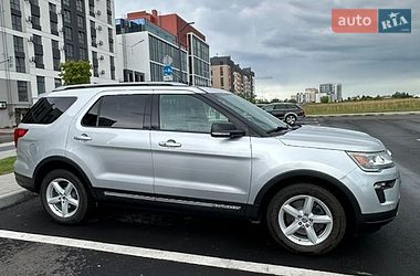 Внедорожник / Кроссовер Ford Explorer 2018 в Ровно