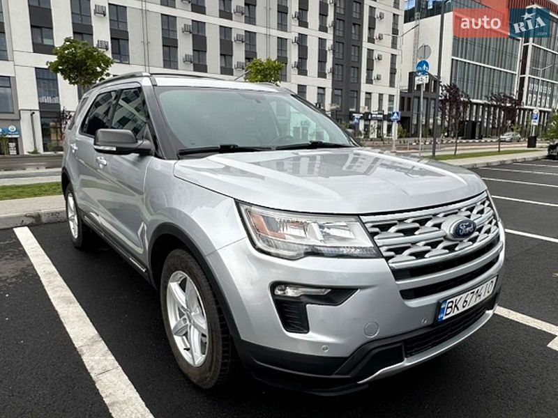 Внедорожник / Кроссовер Ford Explorer 2018 в Ровно