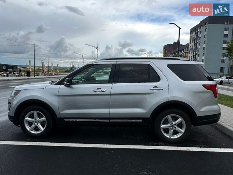 Внедорожник / Кроссовер Ford Explorer 2018 в Ровно