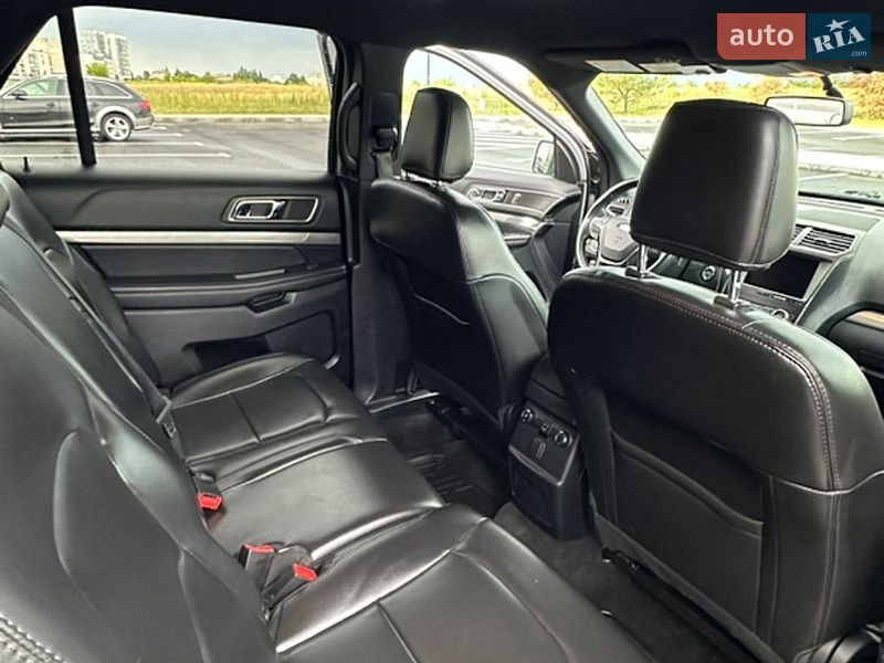Внедорожник / Кроссовер Ford Explorer 2018 в Ровно