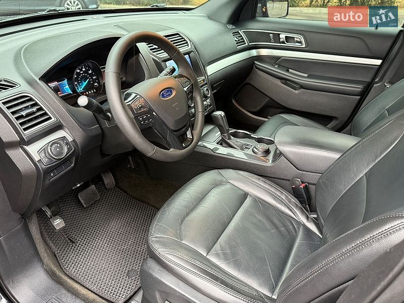 Позашляховик / Кросовер Ford Explorer 2017 в Одесі