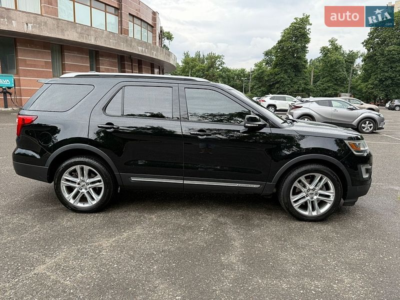 Позашляховик / Кросовер Ford Explorer 2017 в Одесі